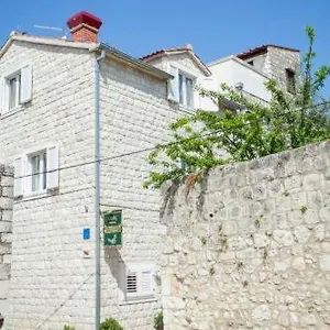  Apartament Ivomar